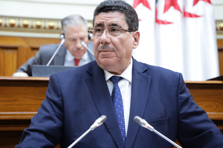 Les denrées alimentaires de première nécessité sont disponibles en abondance