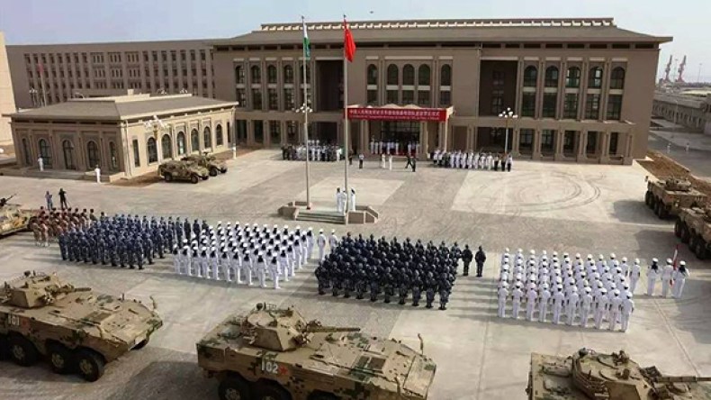 الصين تجري أولى مناوراتها العسكرية في جيبوتي