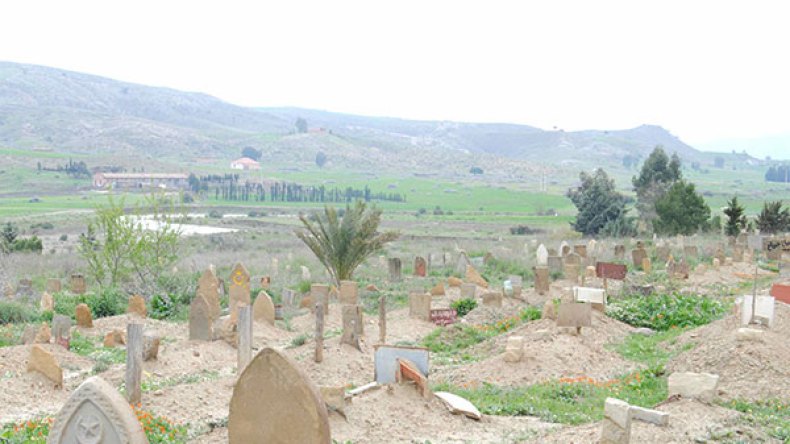 “سماسرة” العقار يحرقون عظام الموتى ورفاة الشهداء بعنابة