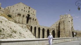 انهيار جانب من سور قلعة حلب جراء تفجير النظام أحد الأنفاق