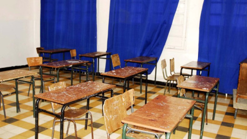 حملة توظيف أساتذة مستخلفين لتغطية العجز