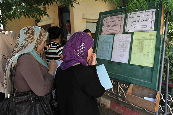 Thousands of job-seeking teachers to be dropped out because of rejected “temporary” success certificate from their files