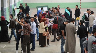 Except three cases, applicants in teachers waiting list will not be recruited