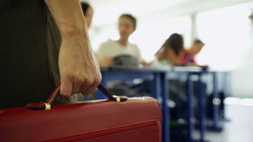 الترخيص بالإيواء الجماعي للأساتذة