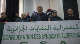 La Confédération des syndicats algériens fustige le gouvernement Bedoui