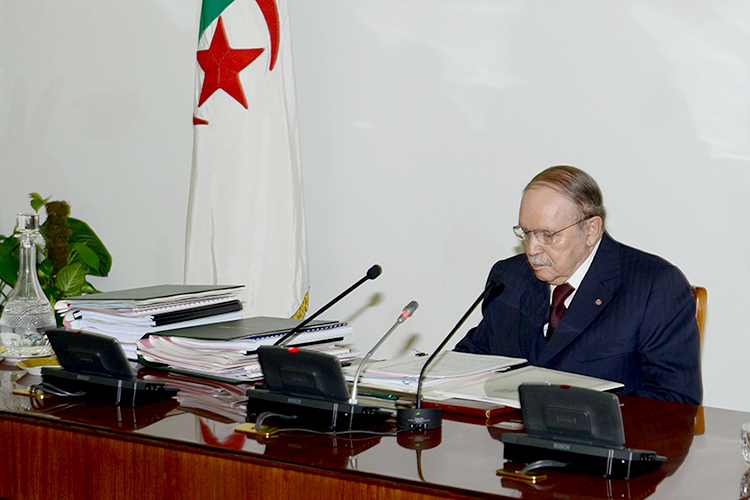 President Abdelaziz Bouteflika Signs Five Presidential Decrees
