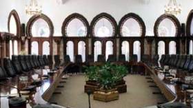 بوتفليقة ينظر في اقتراحات وزير المالية لتأمين الجزائر من الأزمة العالمية