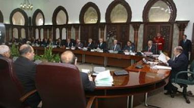 Bouteflika accule ses ministres pour garantir l’exécution des engagements du troisième mandat