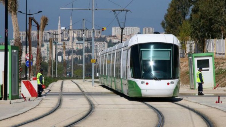 استئناف أشغال مشروع تمديد خط الترامواي بقسنطينة