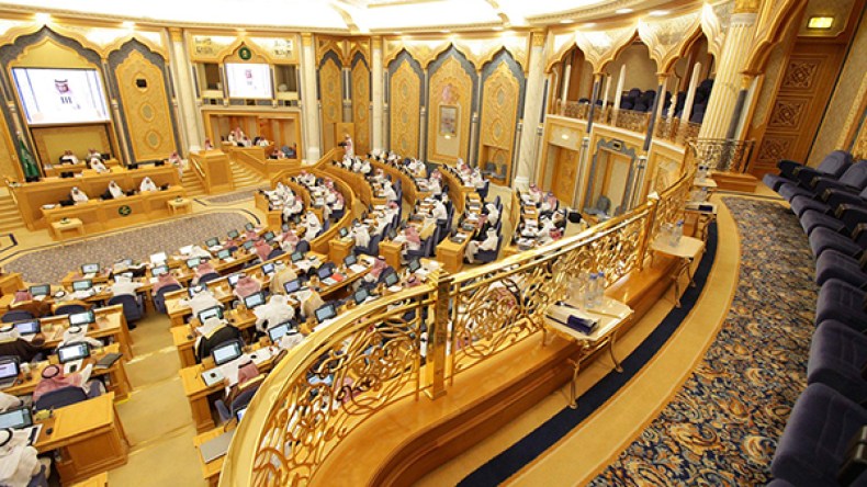 مجلس الشورى السعودي يطالب رئاسة الإفتاء بمراجعة فتاويها