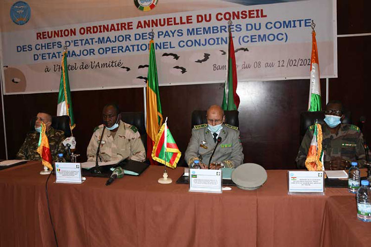 L’Algérie insiste sur une coopération militaire sahélo-sahélienne