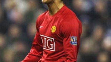 West Brom 0-5 Manchester United/Ronaldo runs amok as United go three points clear