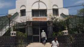 60 ٪ من نزلاء دور العجزة يفكرون في الانتحار