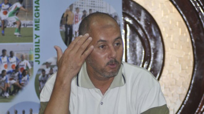 نصر الدين دريد:المحترفون‭ ‬تفاوضوا‭ ‬مع‭ ‬الحكومة‭ ‬قبل‭ ‬مونديال‭ ‬المكسيك‭ ‬حول‭ ‬المنح