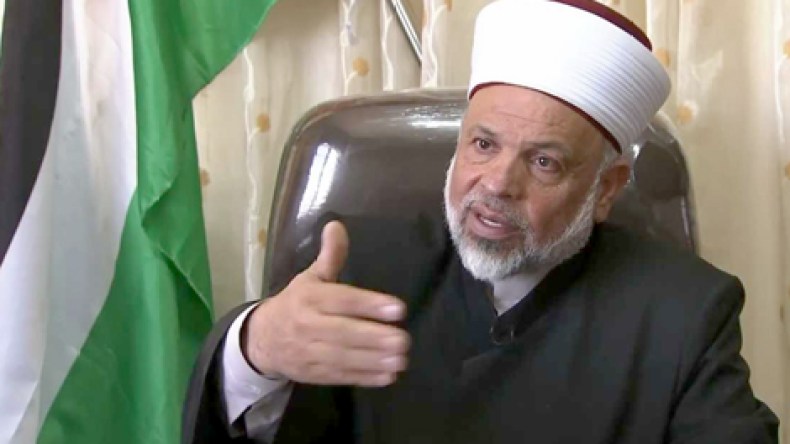 إسرائيل تحقن صخور المسجد الأقصى بمواد كيميائية لتفتيتها