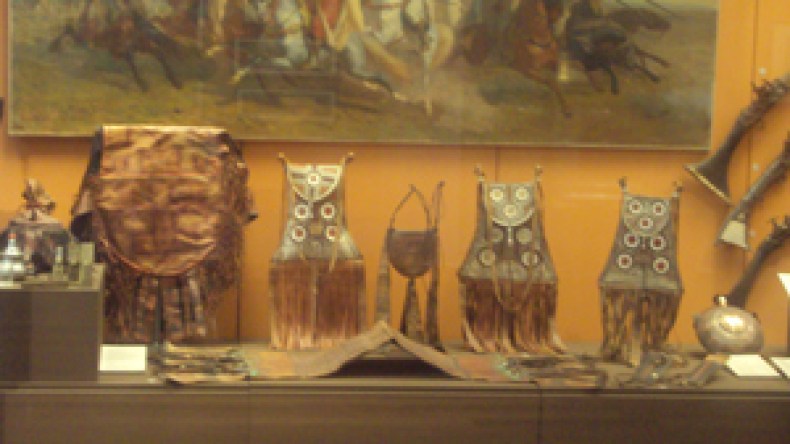 كنوز وتحف الأمير عبد القادر ومصالي الحاج “محتجزة” بمتحف أونجولام الفرنسي