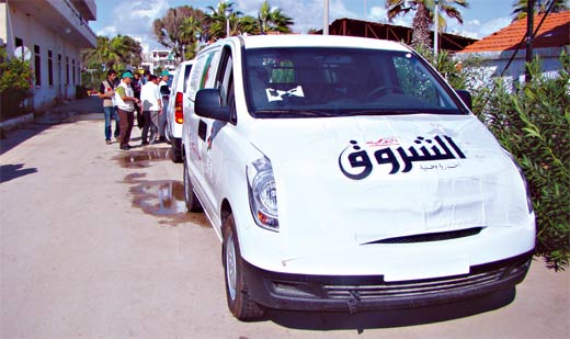 Le convoi algérien et Echorouk arrivent aux camps de Lattaquié : les Palestiniens accueillent la caravane avec des cris d’allégresse