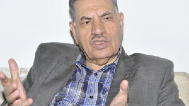 ما يحدث لبلخادم حدث لبن بلة في التصحيح الثوري