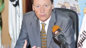 لا وجود لمرتزقة جزائريين في ليبيا و”بريتيش بتروليوم” لن تغادر الجزائر