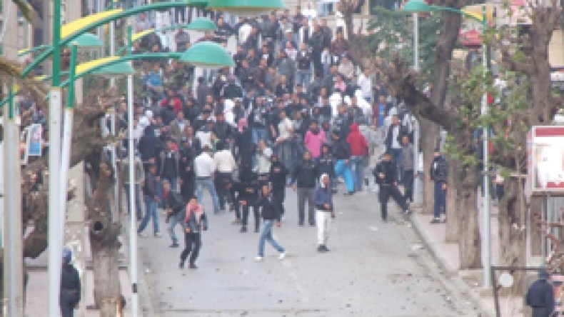 جرحى في مواجهات عائلية بقايس.. ومواطنو العقلة يشتكون من العصابات