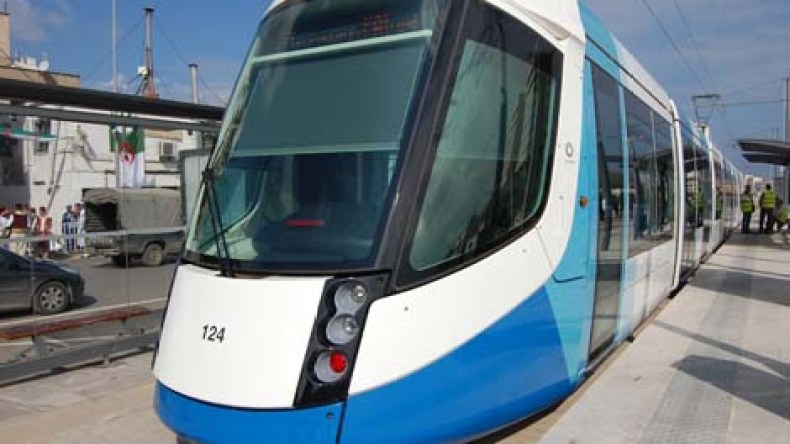 تشغيل الشطر الأول من مشروع ترامواي وهران