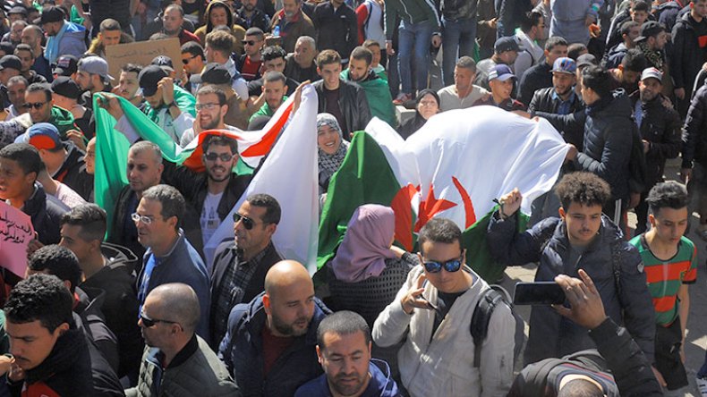 حراكيون يستعجلون تنصيب هيئة مراقبة الانتخابات