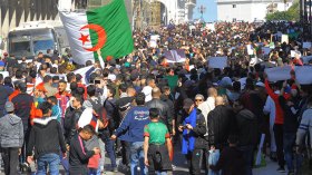 الحراك الشعبي يشغل المواطنين عن التسوق خلال “الصولد” ورمضان