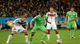 لوف وشورله: الجزائريون قاموا بعمل جيد