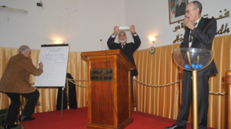 قمة بين الشلف وتلمسان ومواجهات مفخخة لأندية القسم الأول