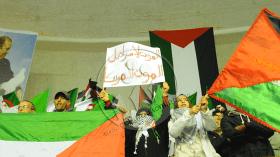 الجزائريون :”مع فلسطين ظالمة أو مظلومة”