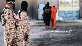 مقاتل من “داعش” يعدم أخاه “المرتد”