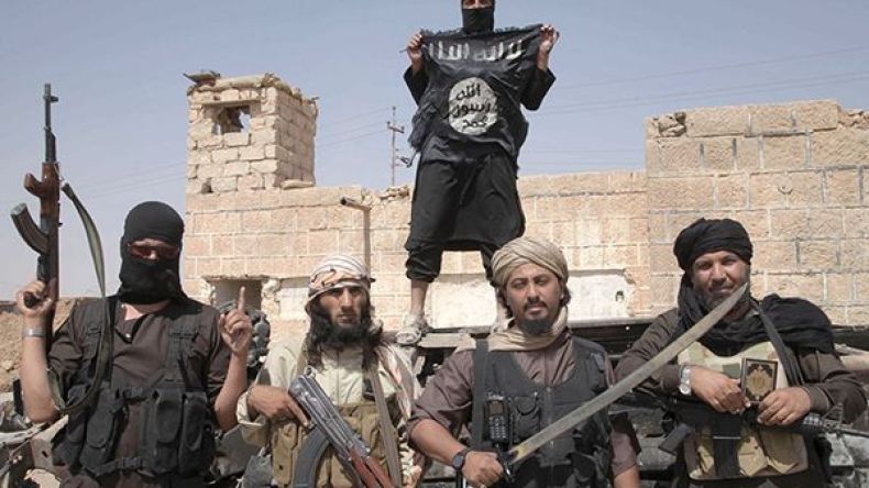 الكويت: السجن عشر سنوات لمتهمين بتمويل “داعش”