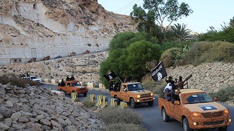 “داعش” يخفض الرواتب في سوريا والعراق ويزيدها في ليبيا