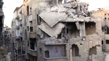 دمشق: طريق واحد قد يفصل بين الحياة والموت