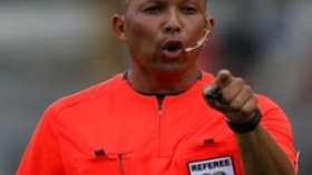 جيروم‭ ‬دامون‭ ‬لتحكيم‭ ‬لقاء‭ ‬الخضر‭ ‬مع‭ ‬أنغولا