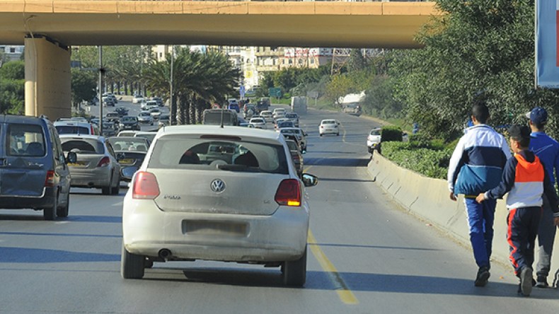 5 آلاف دج لمن لا يستعمل الأرصفة وممرّات الراجلين والجسور