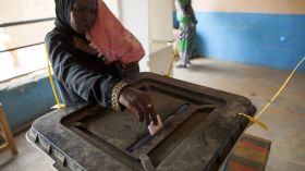 الناخبون في دارفور يؤيدون استمرار نظام الولايات