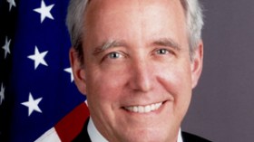 السفير الأمريكي بالجزائر يكشف:  اللاأمن في الجزائر  بالتسعينيات يعرقل قدوم المستثمرين الأمريكيين