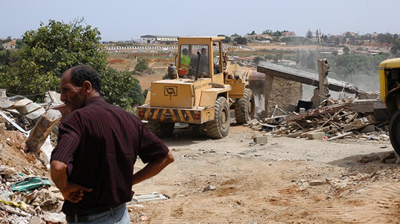 التقشف ينسف تعويضات نزع الأراضي من المواطنين