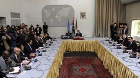 اتفاق مبدئي لإنهاء الأزمة الليبية