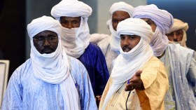 الجزائر وفرنسا تدعوان تنسيقية حركات أزواد إلى التوقيع على اتفاق السلام