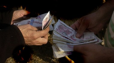 Cars' Brands, Properties' Number to Determine Wealthy People in Algeria