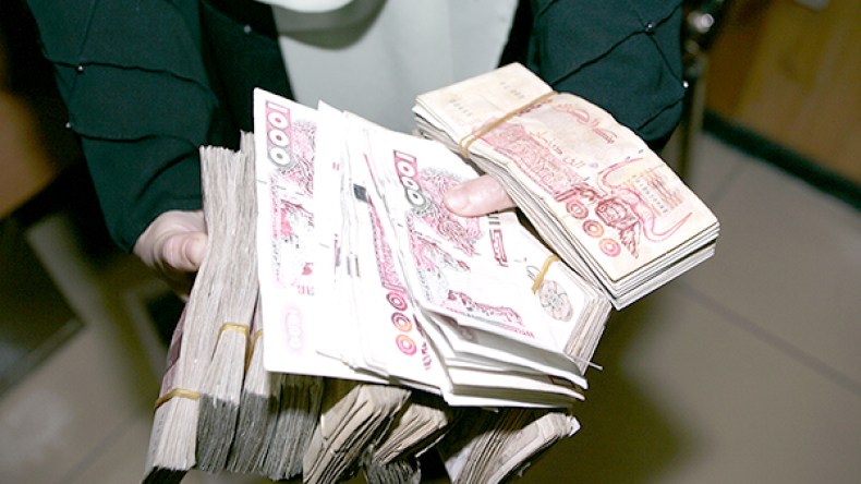 18 وزارة رفضت صرف 28 ألف مليار على المشاريع!