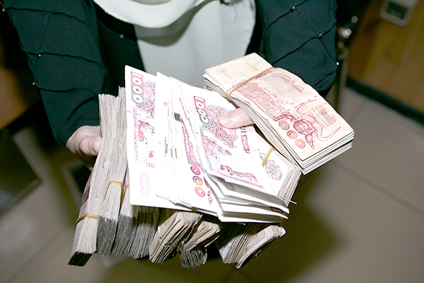 Taxes chase businessmen to recover 11,000 billion DZ