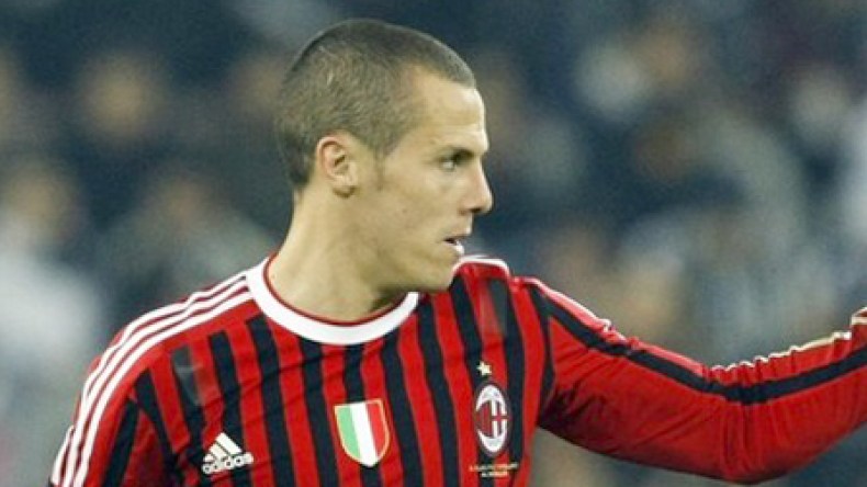 بولونيا الايطالي يريد استعارة مصباح من ميلان