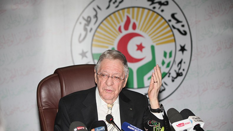 لهذه الأسباب يتهرب ولد عباس من انعقاد اللجنة المركزية