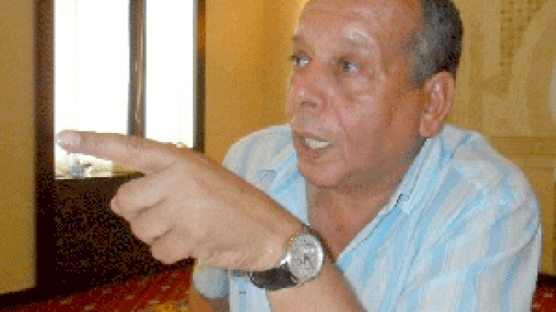 جباري يكذب خبر احتراف عواج في أفسي بروج