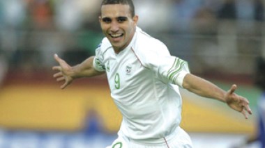 Football: National team coach SaÃ¢dane holds appraisal meeting with technical staff at FAF premises