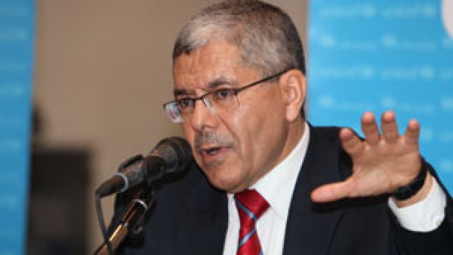 جيار‭:‬‮ “‬نخدم‭ ‬الرياضة‭ ‬لا‭ ‬أنفسنا،‮ ‬ودور‭ ‬الوزارة‭ ‬ليس‭ ‬تقديم‭ ‬الأموال‭ ‬دون‭ ‬مراقبة‮”‬