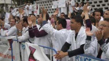 Showdown between Ould Abbas and striking public health doctors still unfolding